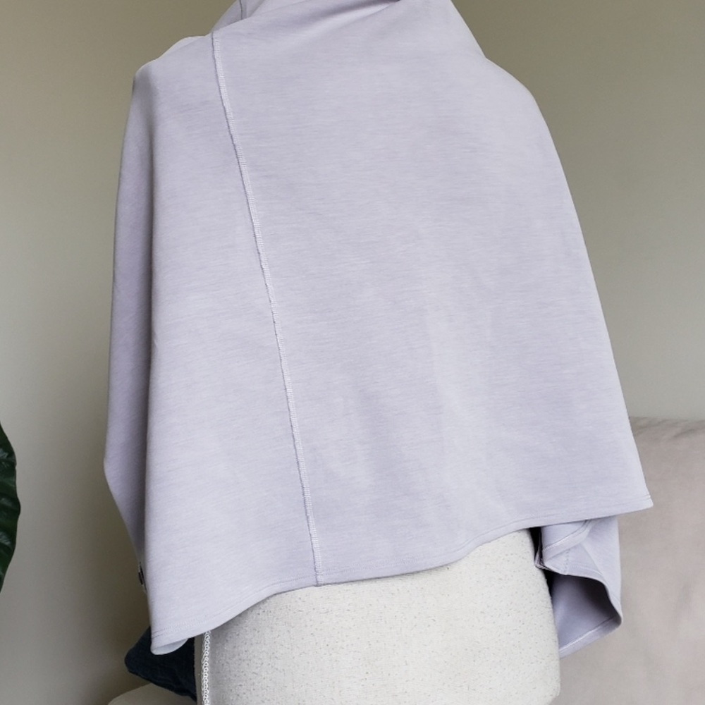 Lululemon Vinyasa lavender wrap - Picture 5 of 8